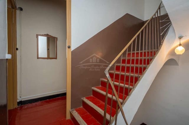 4 bedroom Townhouse for sale in Palafrugell - € 250,000 (Ref: 8585381)