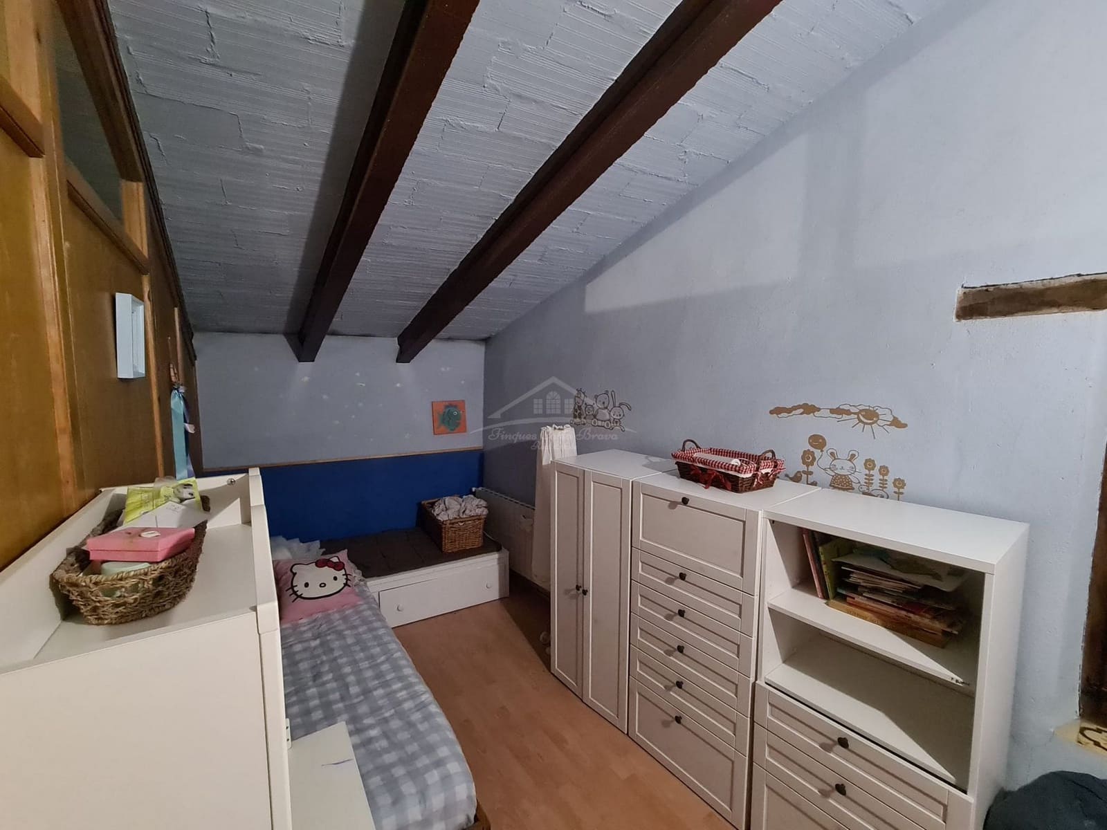 4 soveværelse Finca/Landehus til salg i Sant Aniol de Finestres med swimmingpool - € 800.000 (Ref: 8585386)