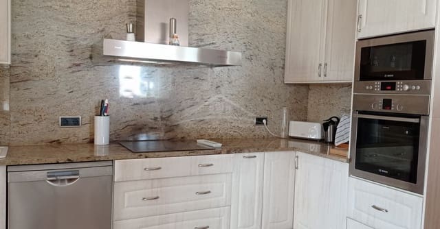 Chalet de 7 habitaciones en Platja d'Aro, Castell-Platja d'Aro en venta con piscina garaje - 1.700.000 € (Ref: 8585387)