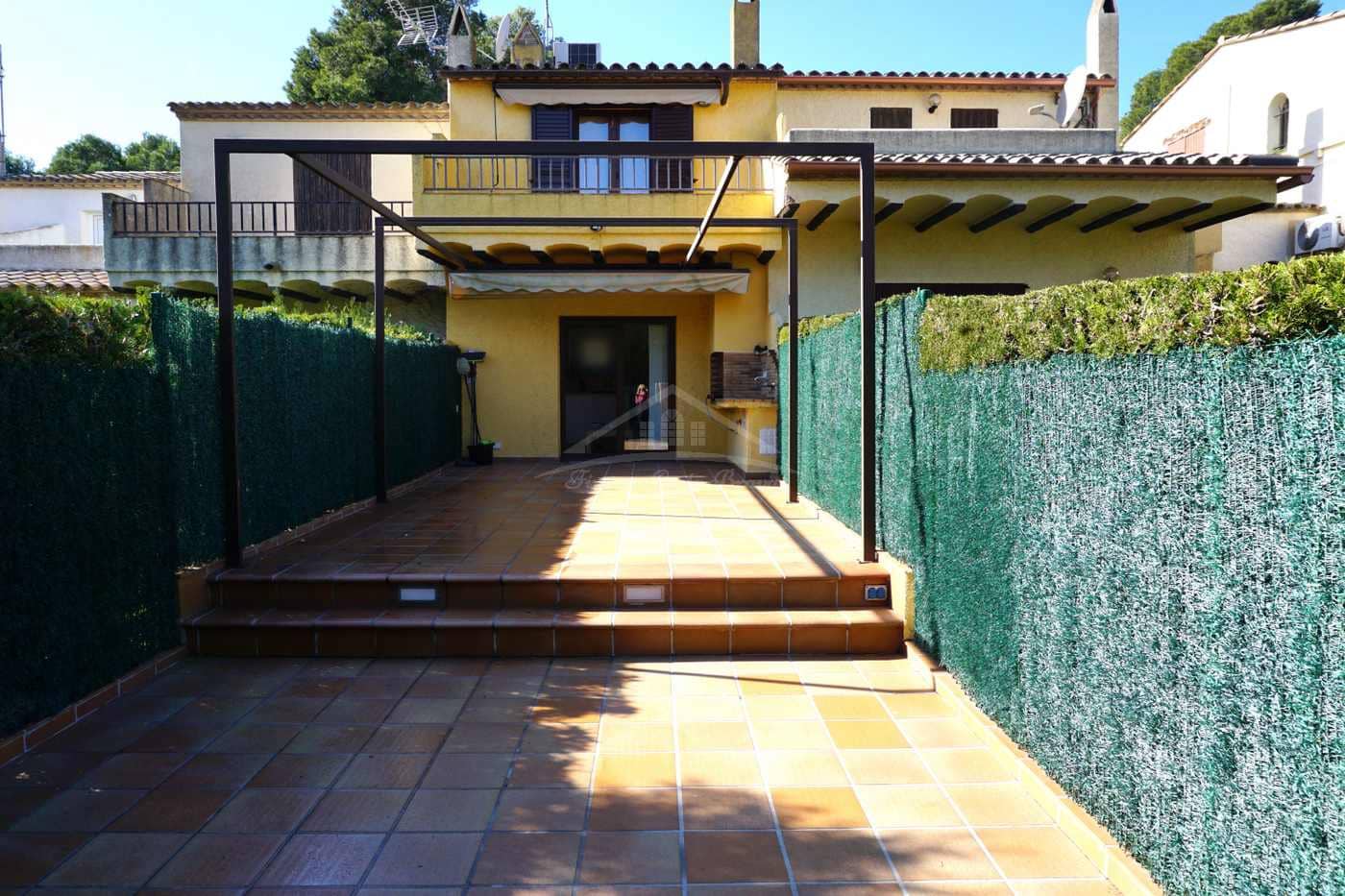 2 camera da letto Villa in vendita in L'Estartit con piscina garage - 275.000 € (Rif: 8585389)