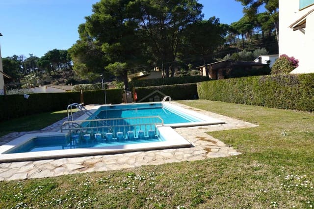 2 bedroom Villa for sale in L'Estartit, Torroella de Montgrí with pool garage - € 275,000 (Ref: 8585389)