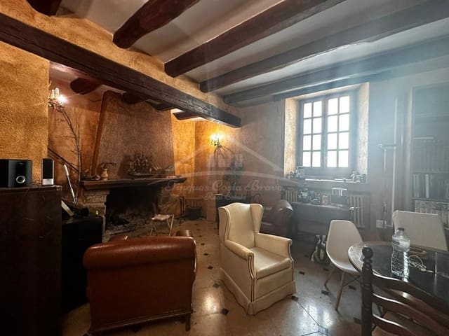 24 soveværelse Hotel til salg i Darnius - € 3.300.000 (Ref: 8585392)