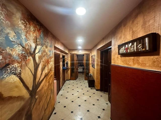 24 soveværelse Hotel til salg i Darnius - € 3.300.000 (Ref: 8585392)