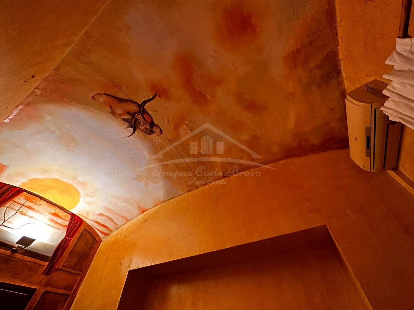 24 soveværelse Hotel til salg i Darnius - € 3.300.000 (Ref: 8585392)