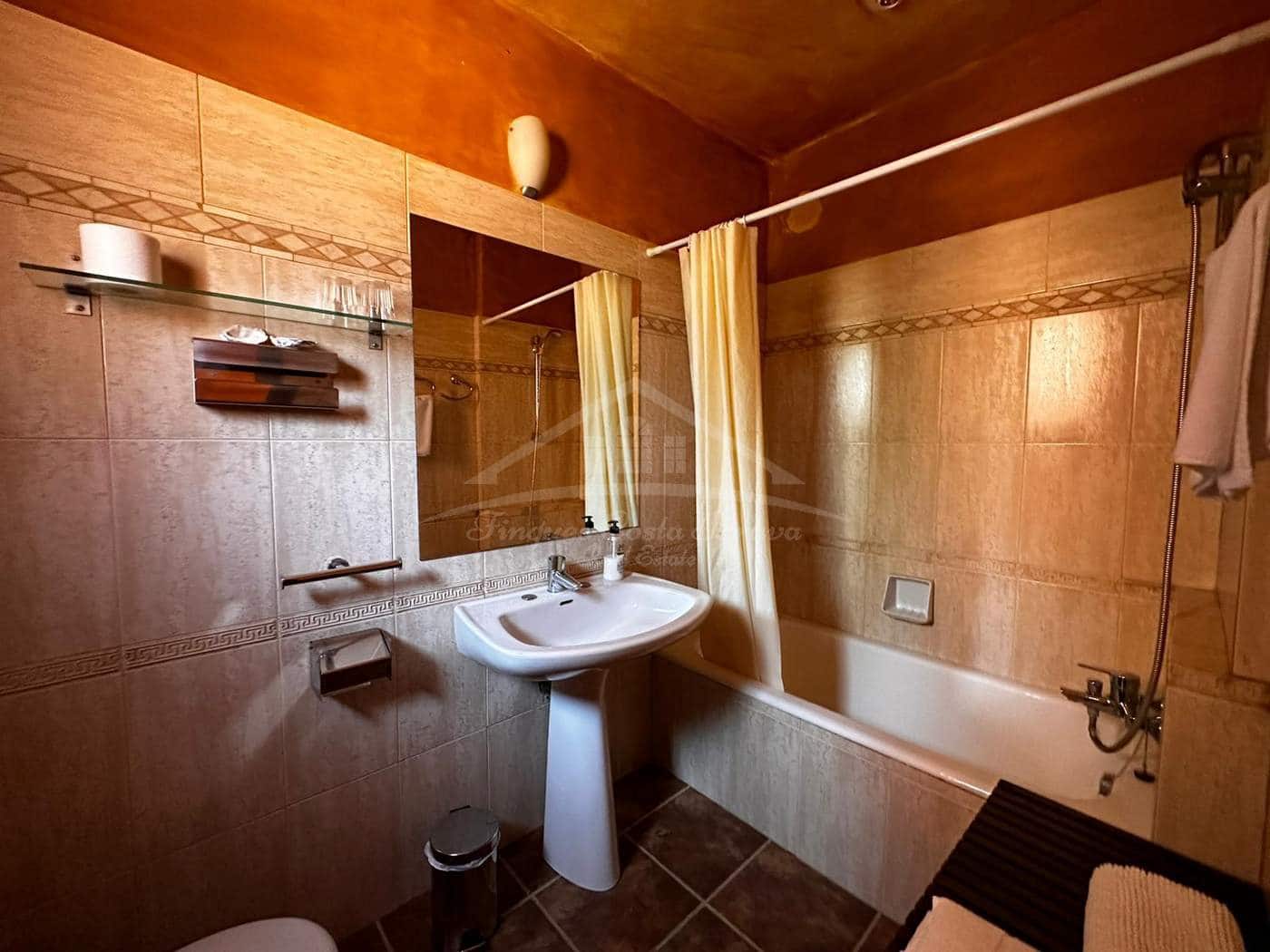 24 soveværelse Hotel til salg i Darnius - € 3.300.000 (Ref: 8585392)