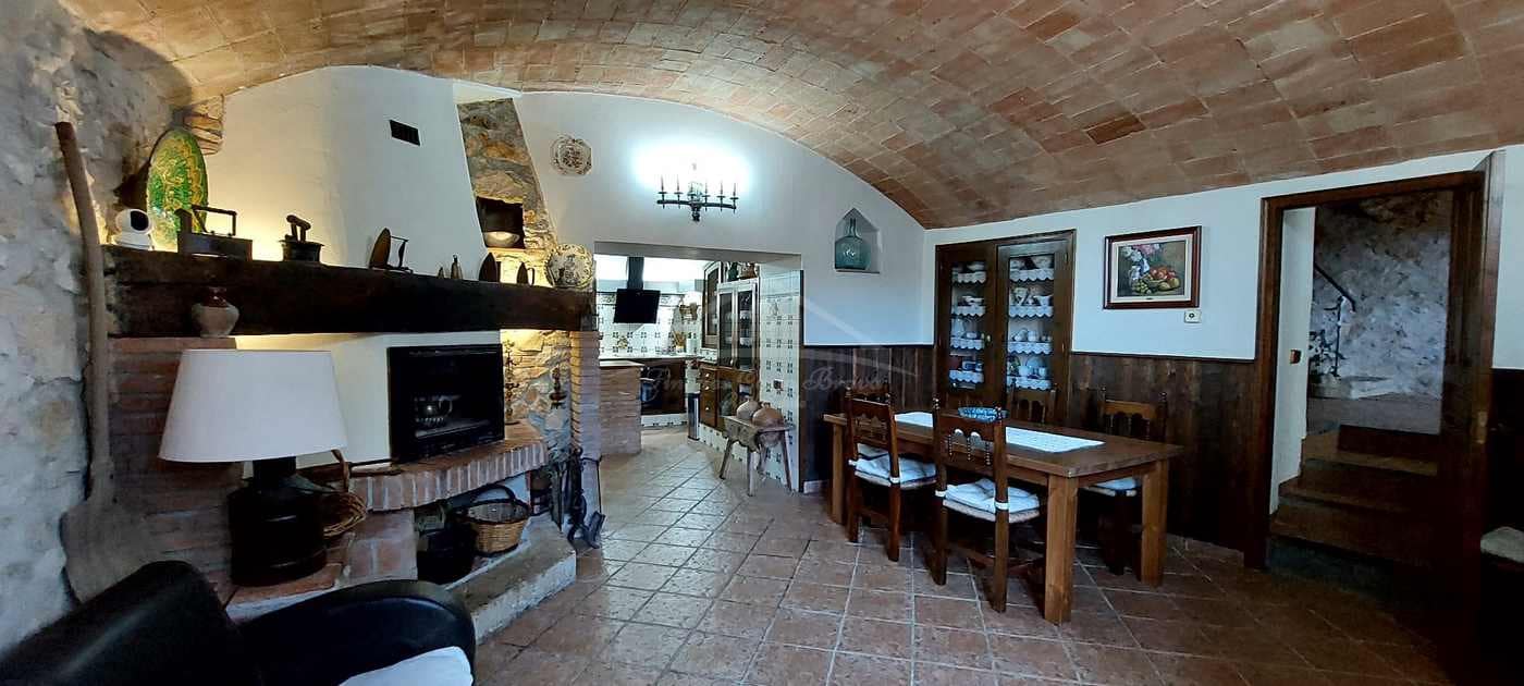 6 chambre Finca/Maison de Campagne à vendre à Begur - 1 650 000 € (Ref: 8586800)