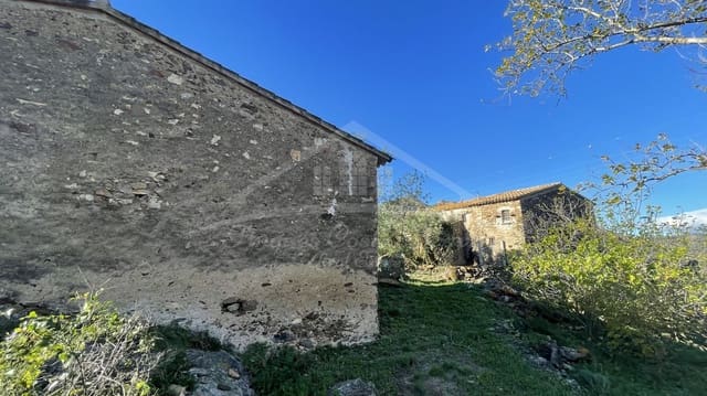 Maalaistalo myytävänä paikassa Llançà - 595 000 € (Ref: 8586803)