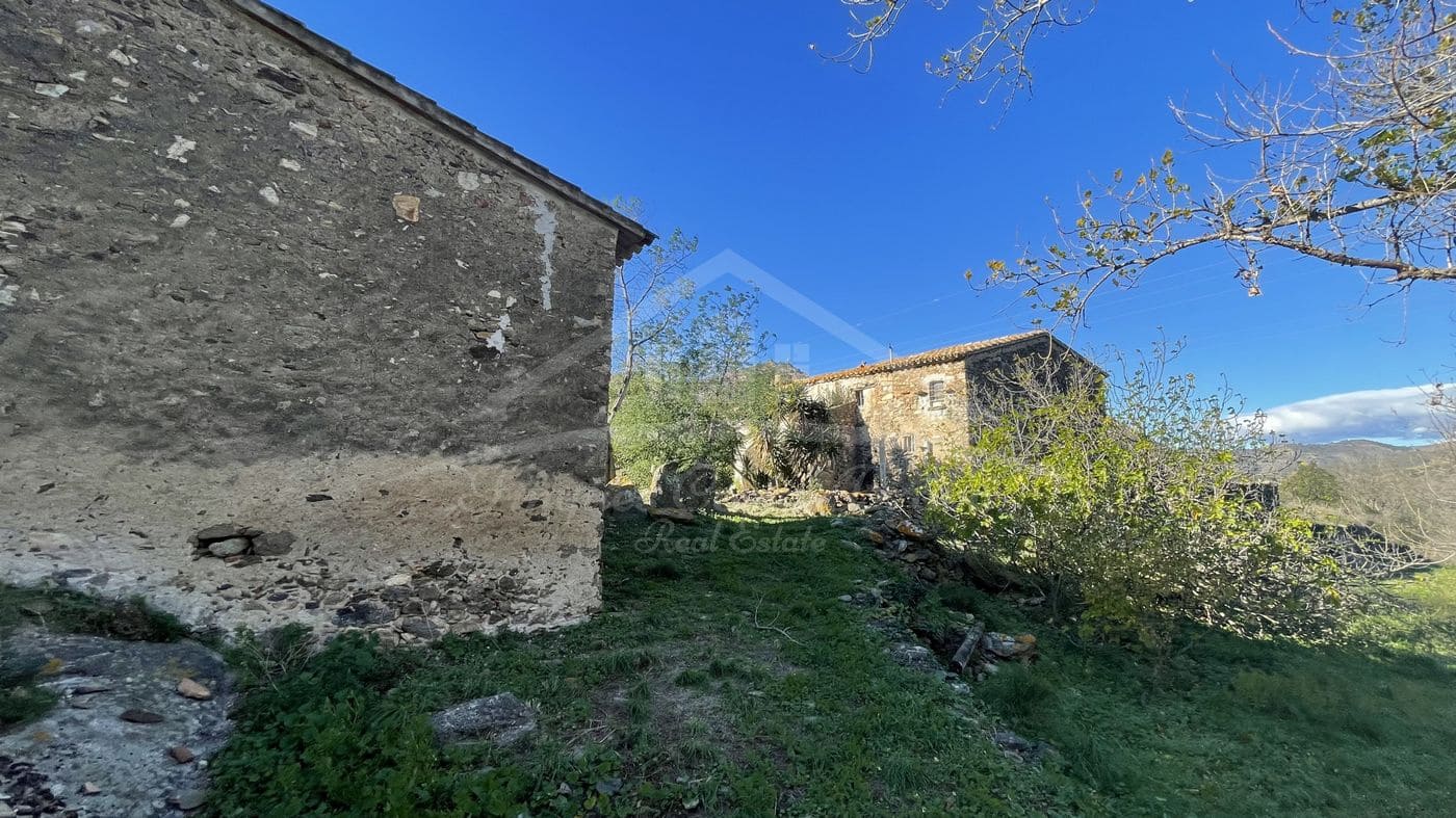 Finka/Dom wiejski na sprzedaż w Llanca - 595 000 € (Ref: 8586803)