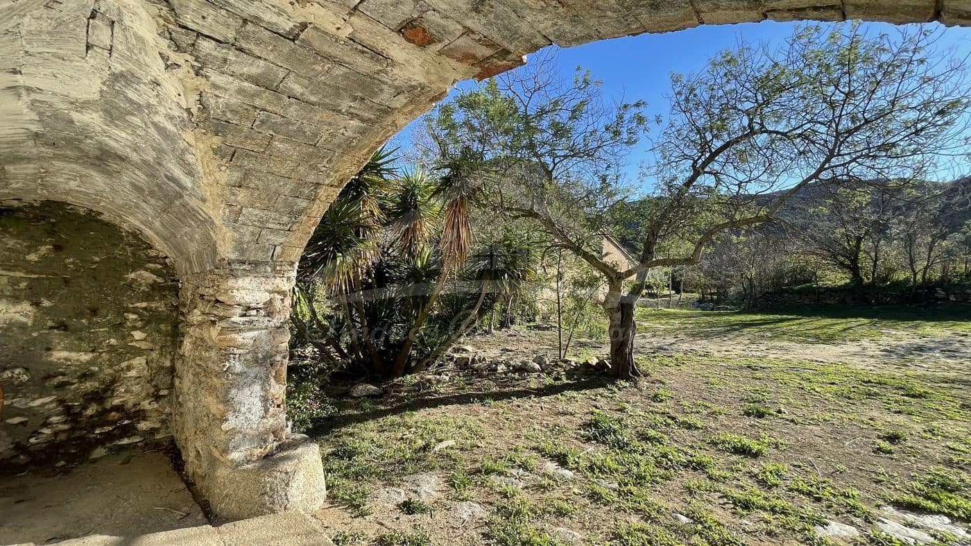 Finka/Dom wiejski na sprzedaż w Llanca - 595 000 € (Ref: 8586803)