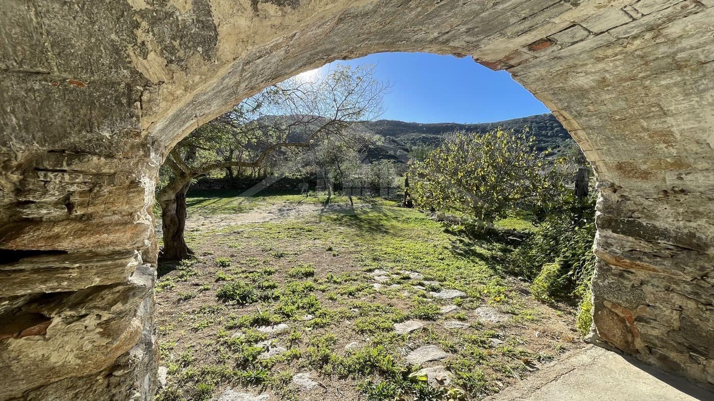 Finka/Dom wiejski na sprzedaż w Llanca - 595 000 € (Ref: 8586803)