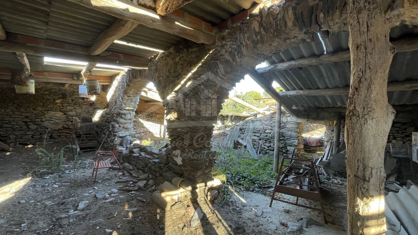 Finka/Dom wiejski na sprzedaż w Llanca - 595 000 € (Ref: 8586803)