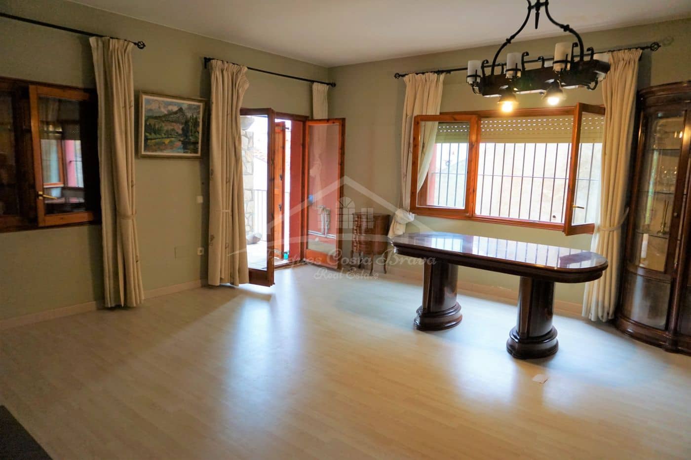 Villa zu verkaufen in Tamariu mit Garage - 750.000 € (Ref: 8586811)