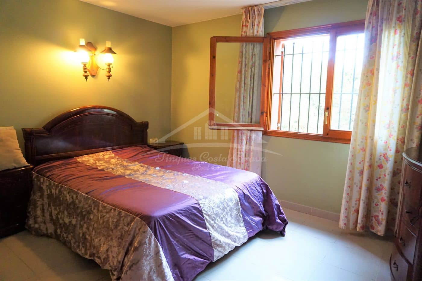 Villa zu verkaufen in Tamariu mit Garage - 750.000 € (Ref: 8586811)