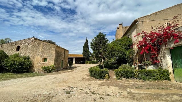 Finca/Country House for sale in Vilamalla - € 3,900,000 (Ref: 8586816)
