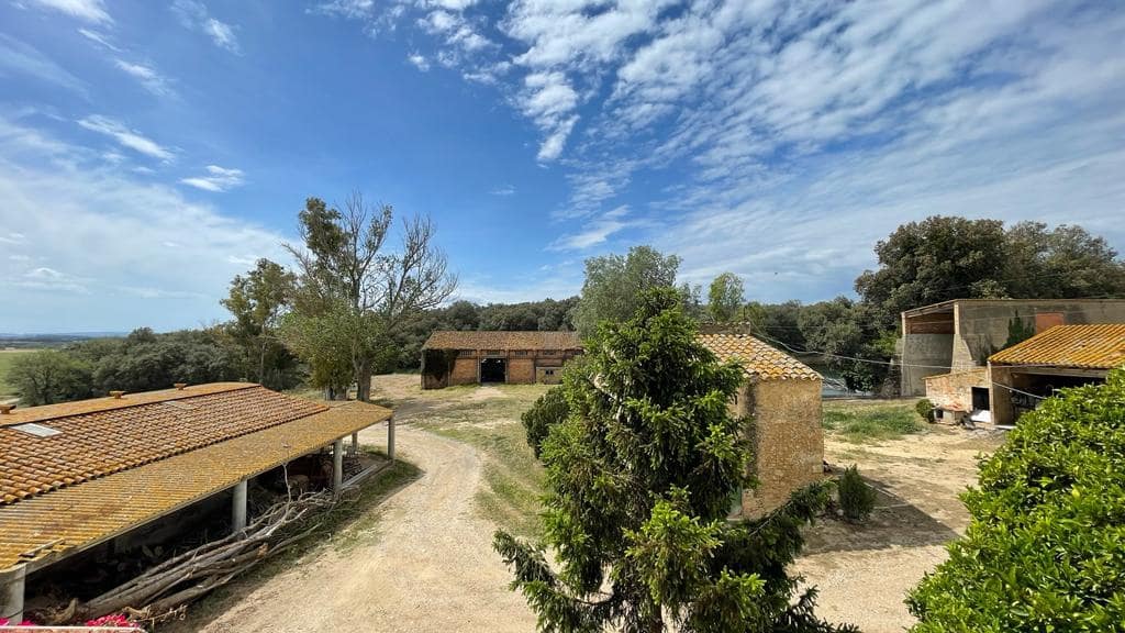 Finca/Landehus til salg i Vilamalla - € 3.900.000 (Ref: 8586816)