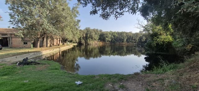 Finca/Country House for sale in Vilamalla - € 3,900,000 (Ref: 8586816)