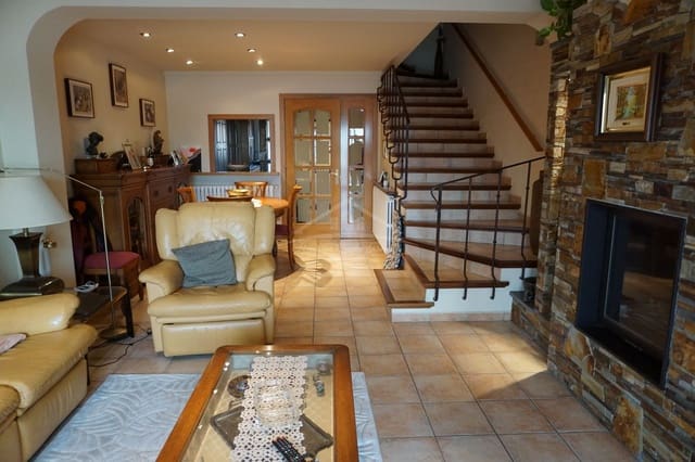 4 chambre Villa/Maison à vendre à Palafrugell avec garage - 415 000 € (Ref: 8586823)