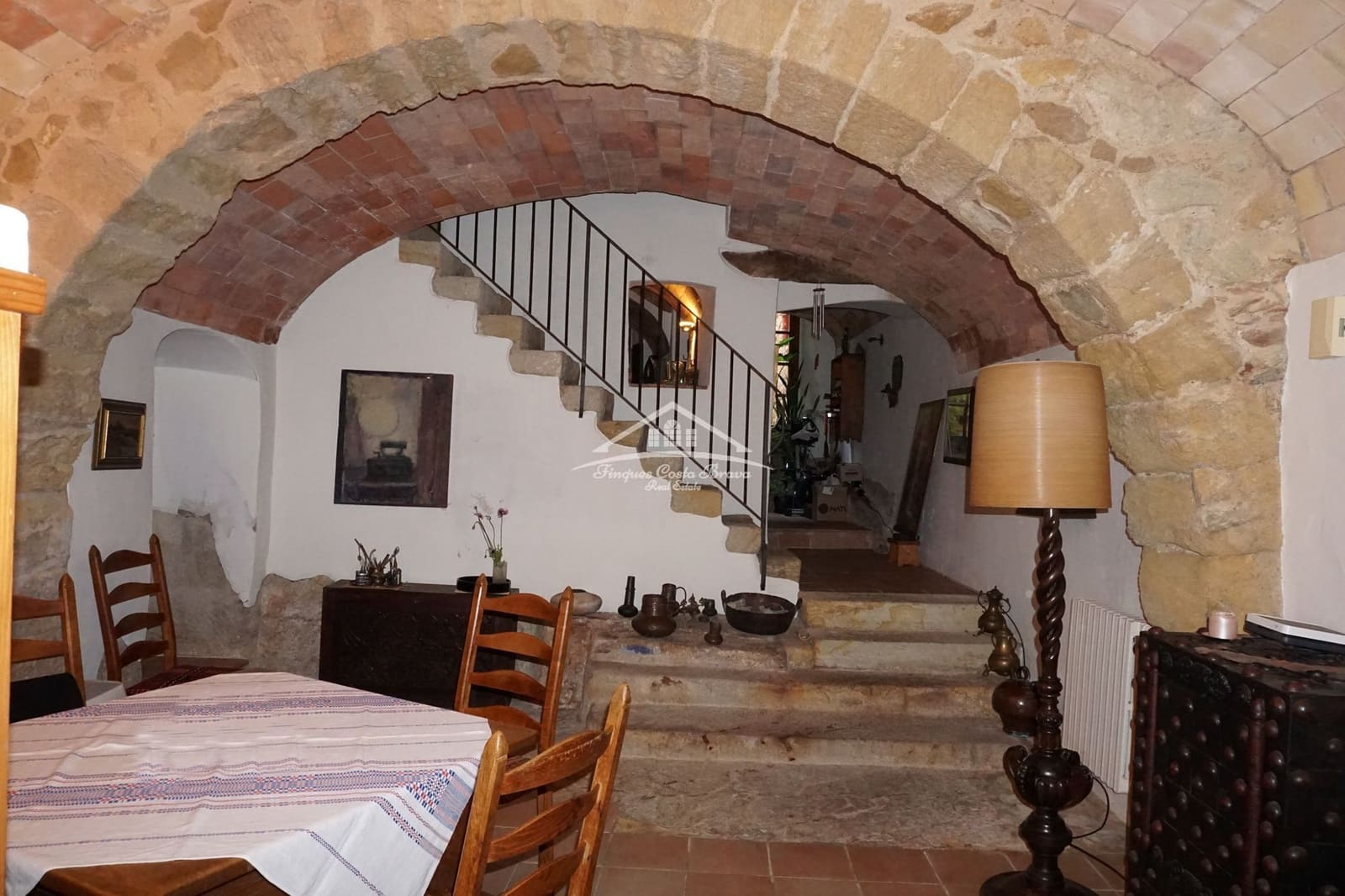 4 soveværelse Byhus til salg i Pals - € 490.000 (Ref: 8586828)