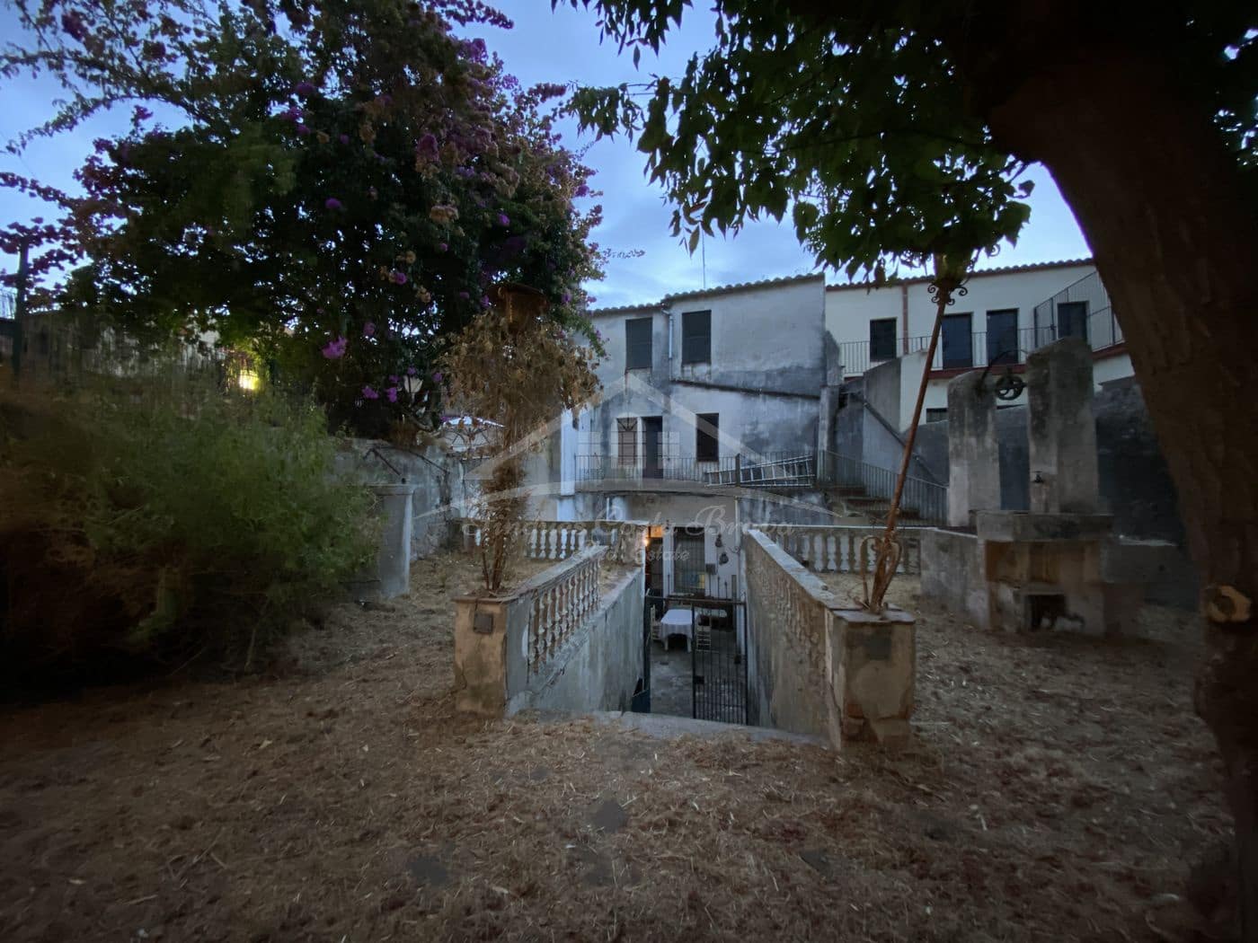 8 soveværelse Byhus til salg i Palafrugell - € 425.000 (Ref: 8586841)