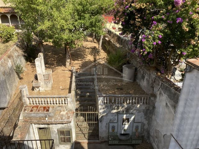 8 chambre Maison de Ville à vendre à Palafrugell - 425 000 € (Ref: 8586841)