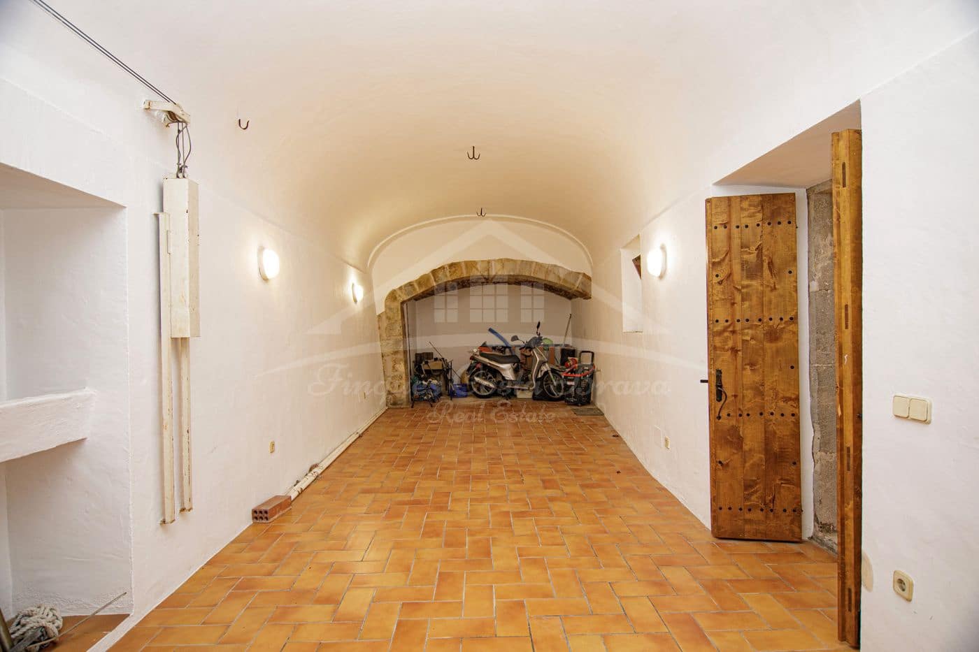 6 soveværelse Byhus til salg i Torroella de Montgri - € 875.000 (Ref: 8586843)