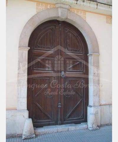 Hus til salgs i Castelló d'Empúries med garasje - € 850 000 (Ref: 8586851)