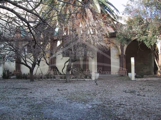 Hus til salgs i Castelló d'Empúries med garasje - € 850 000 (Ref: 8586851)