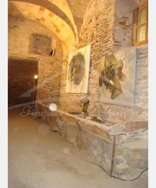 Hus til salgs i Castello d'Empuries med garasje - € 850 000 (Ref: 8586851)