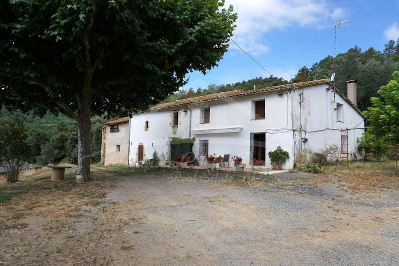4 soveværelse Finca/Landehus til salg i Brunyola i Sant Marti Sapresa med garage - € 850.000 (Ref: 8586852)