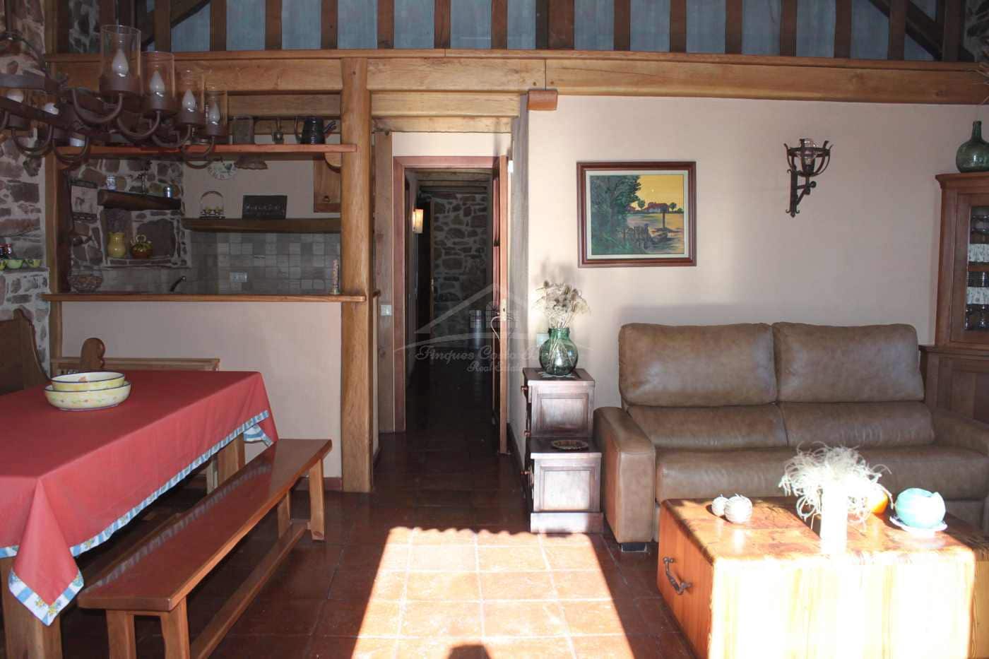 6 bedroom Finca/Country House for sale in Laspaules - € 265,000 (Ref: 8586854)