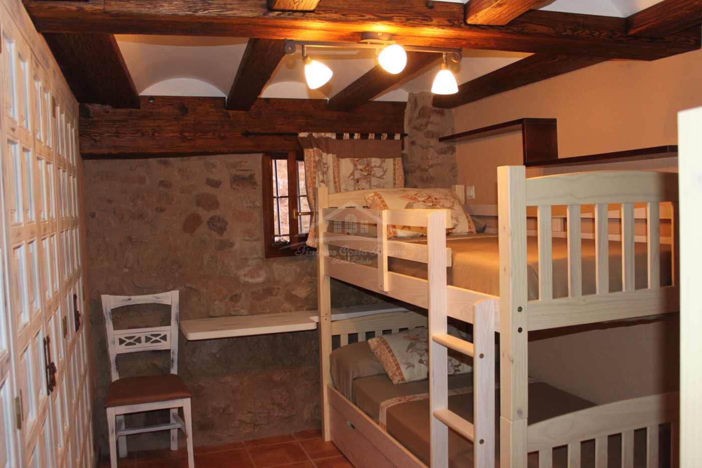 6 bedroom Finca/Country House for sale in Laspaules - € 265,000 (Ref: 8586854)