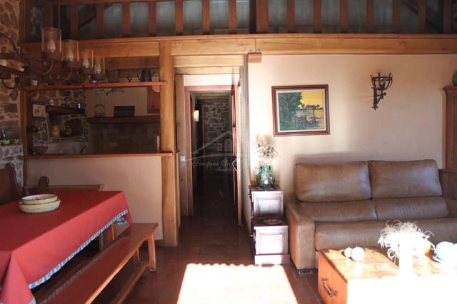 6 bedroom Finca/Country House for sale in Laspaúles - € 265,000 (Ref: 8586854)