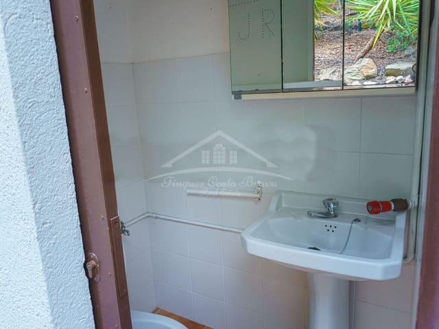 1 bedroom Finca/Country House for sale in Palafrugell with garage - € 120,000 (Ref: 8586859)