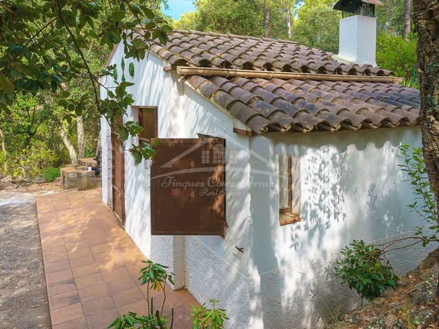 1 bedroom Finca/Country House for sale in Palafrugell with garage - € 120,000 (Ref: 8586859)