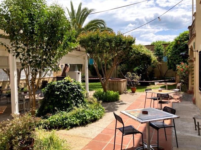 5 quarto Hotel para venda em La Bisbal d'Empordà - 1 200 000 € (Ref: 8883812)