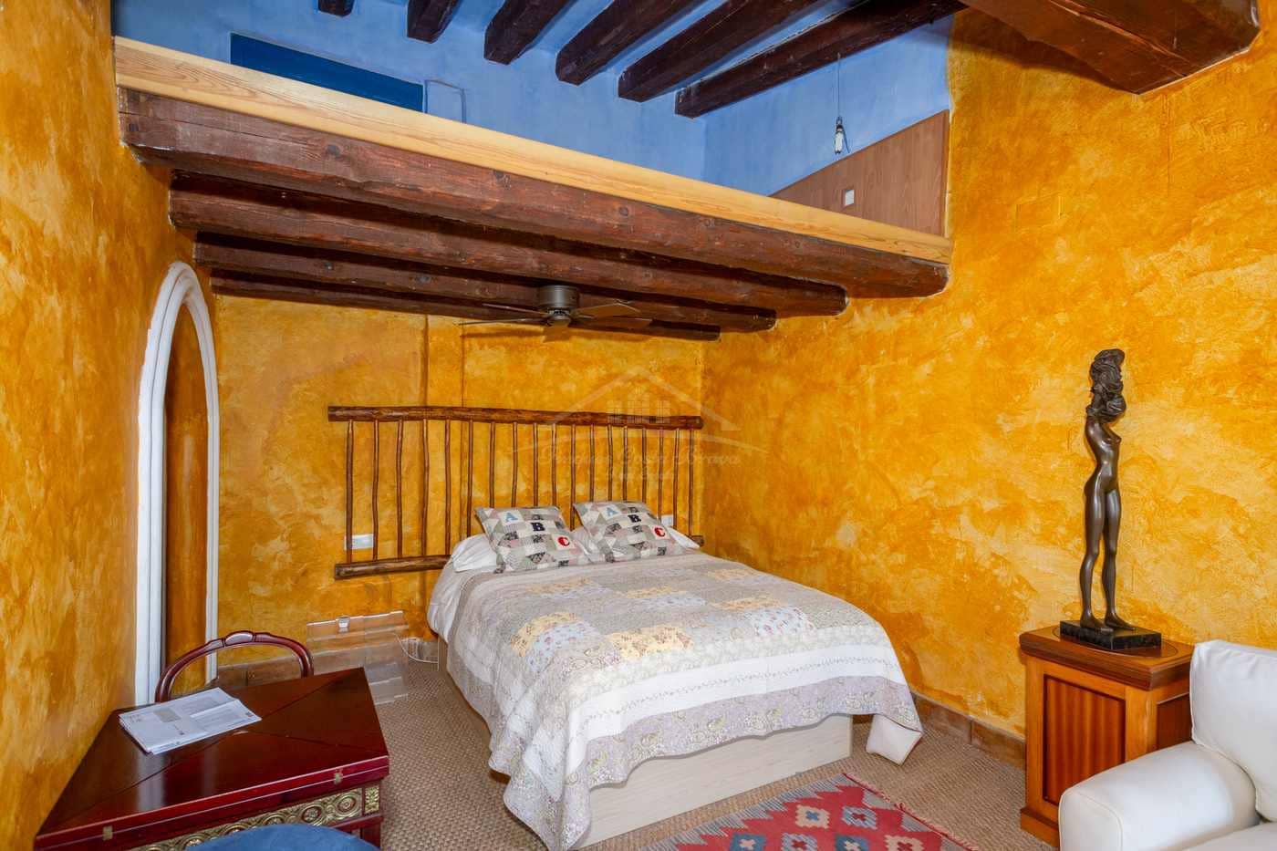 23 sypialnia Finka/Dom wiejski na sprzedaż w Figueres z garażem - 11 000 000 € (Ref: 9115552)