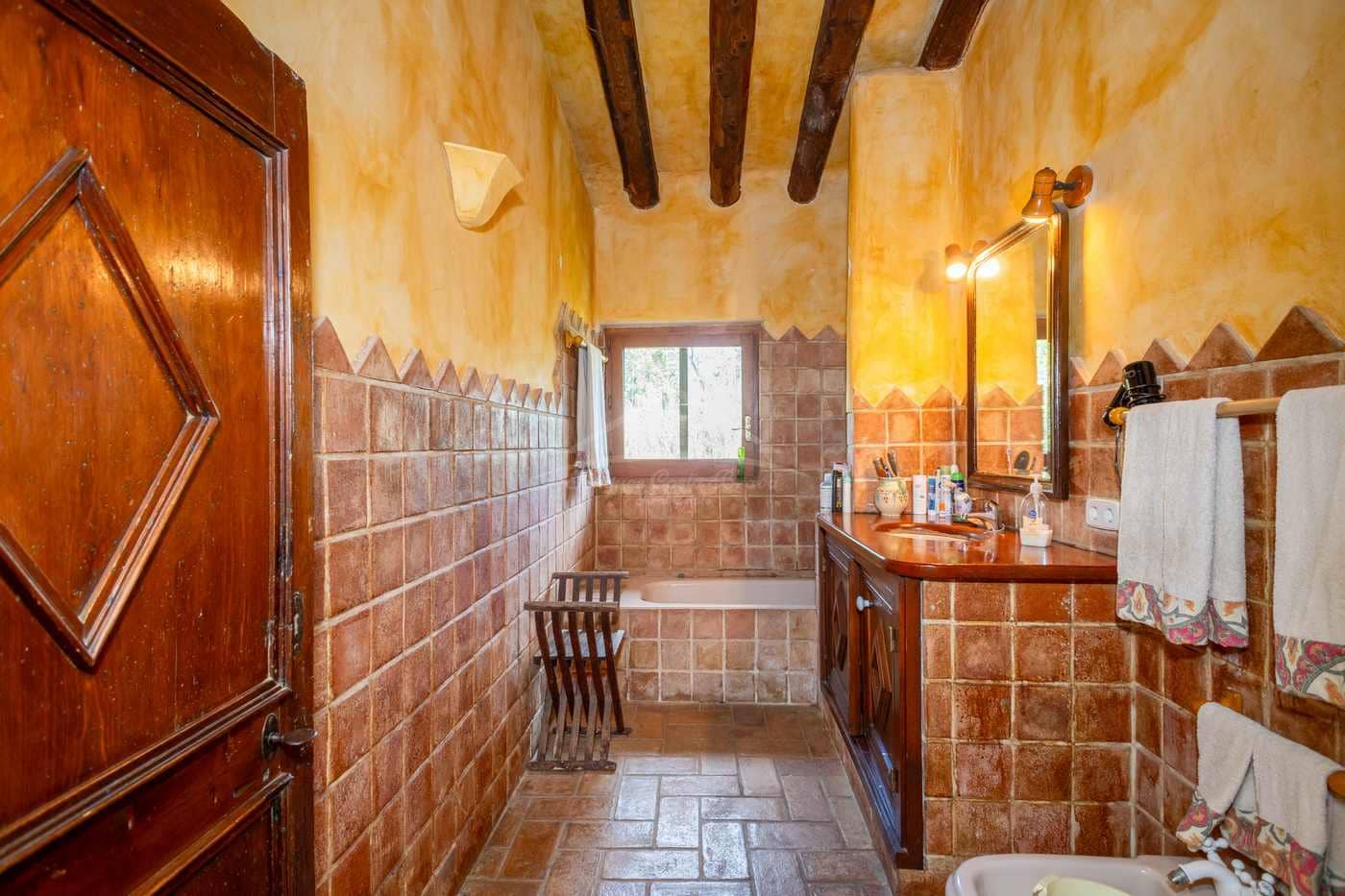 23 sypialnia Finka/Dom wiejski na sprzedaż w Figueres z garażem - 11 000 000 € (Ref: 9115552)