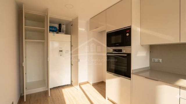 3 soverom Leilighet til salgs i Pals med svømmebasseng garasje - € 350 000 (Ref: 9687361)