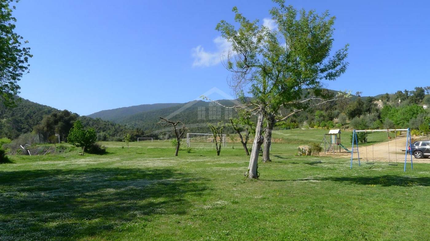 12 sypialnia Finka/Dom wiejski na sprzedaż w Santa Cristina d'Aro z garażem - 1 800 000 € (Ref: 9795071)