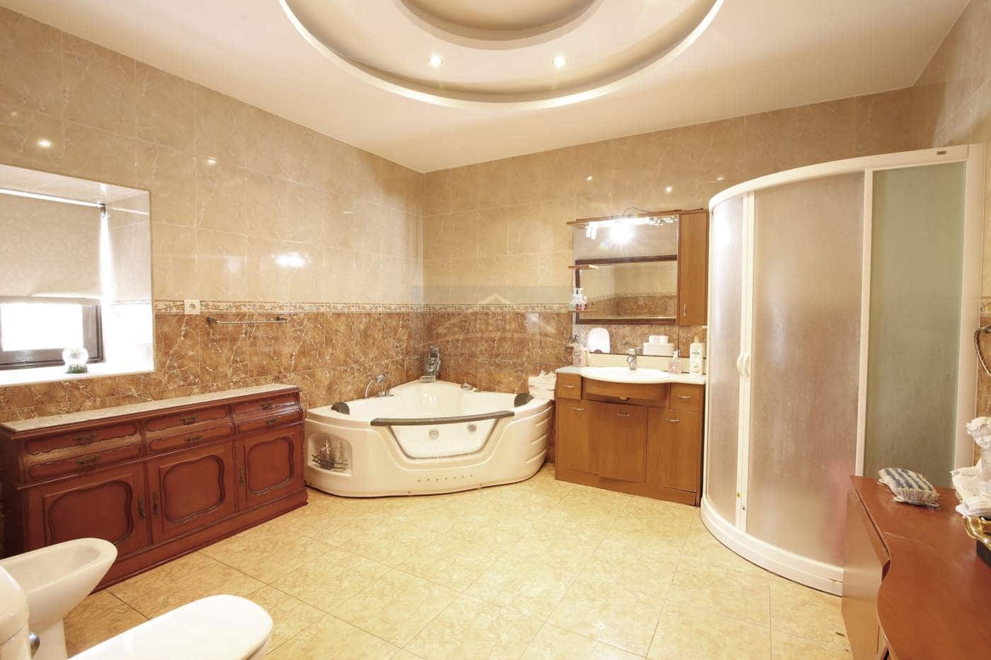 10 bedroom Finca/Country House for sale in Moia with pool garage - € 3,500,000 (Ref: 9877560)