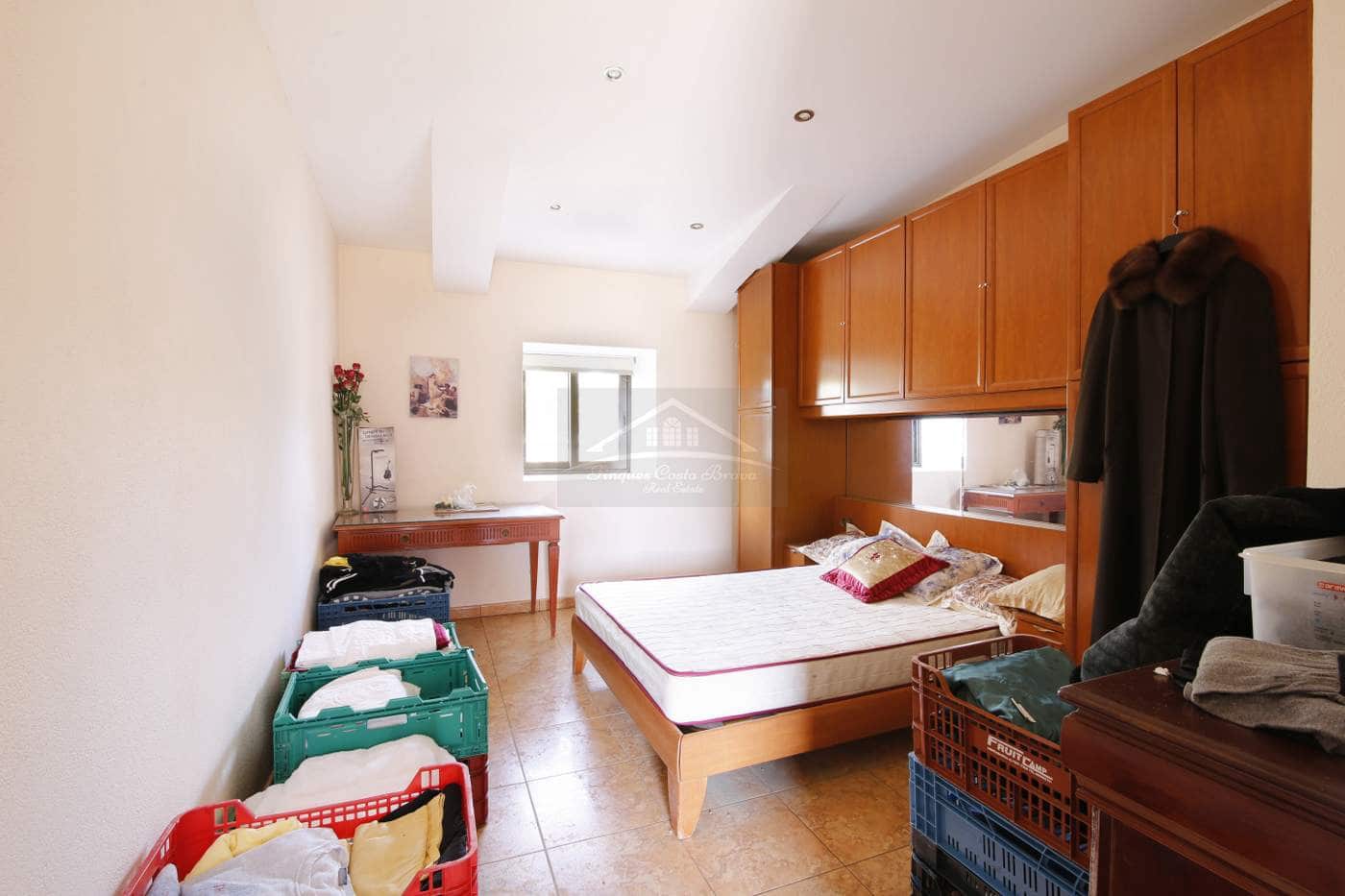 10 bedroom Finca/Country House for sale in Moia with pool garage - € 3,500,000 (Ref: 9877560)