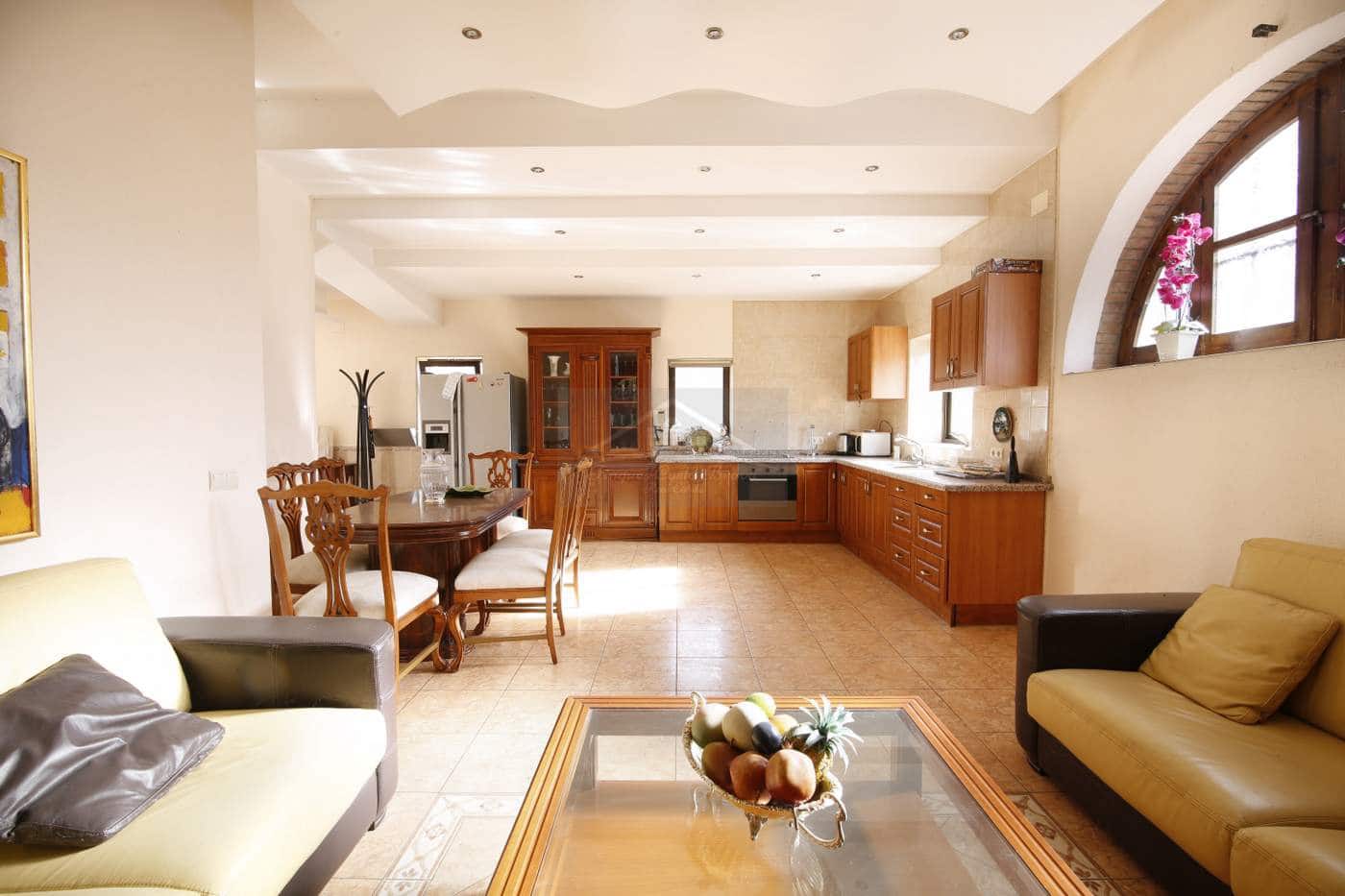 10 bedroom Finca/Country House for sale in Moia with pool garage - € 3,500,000 (Ref: 9877560)