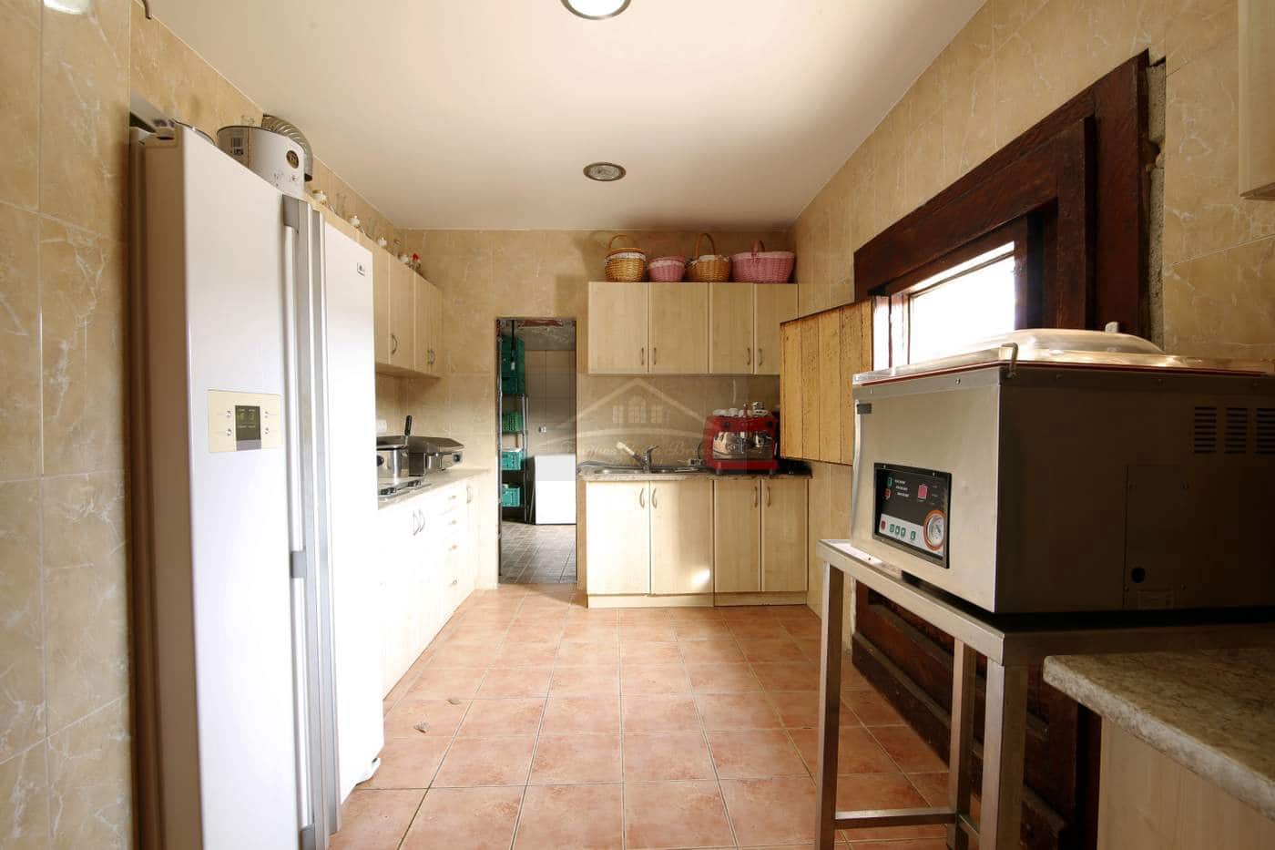 10 bedroom Finca/Country House for sale in Moia with pool garage - € 3,500,000 (Ref: 9877560)