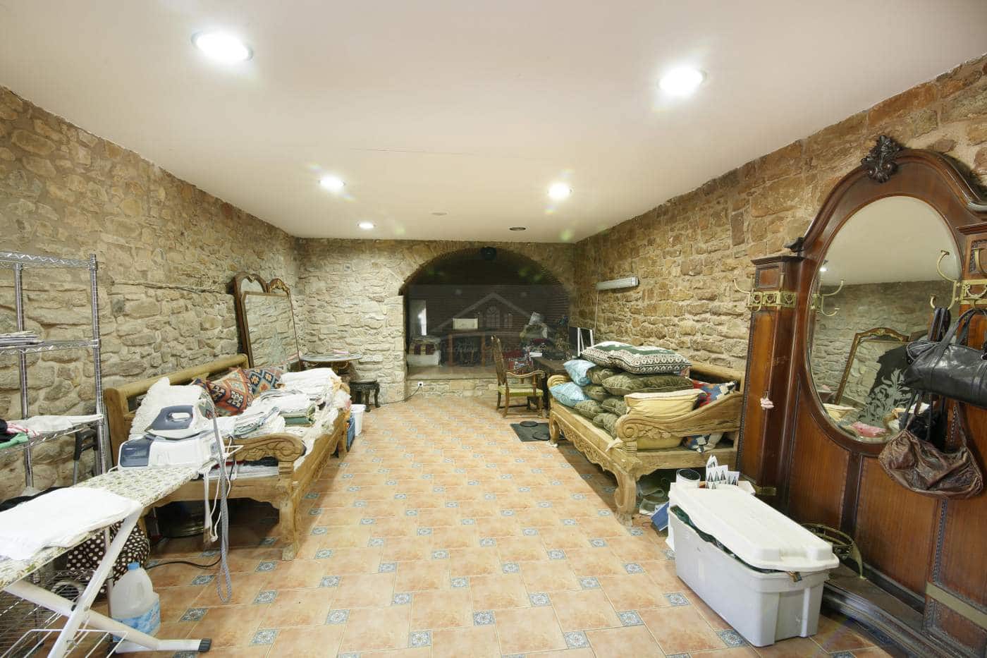 10 bedroom Finca/Country House for sale in Moia with pool garage - € 3,500,000 (Ref: 9877560)