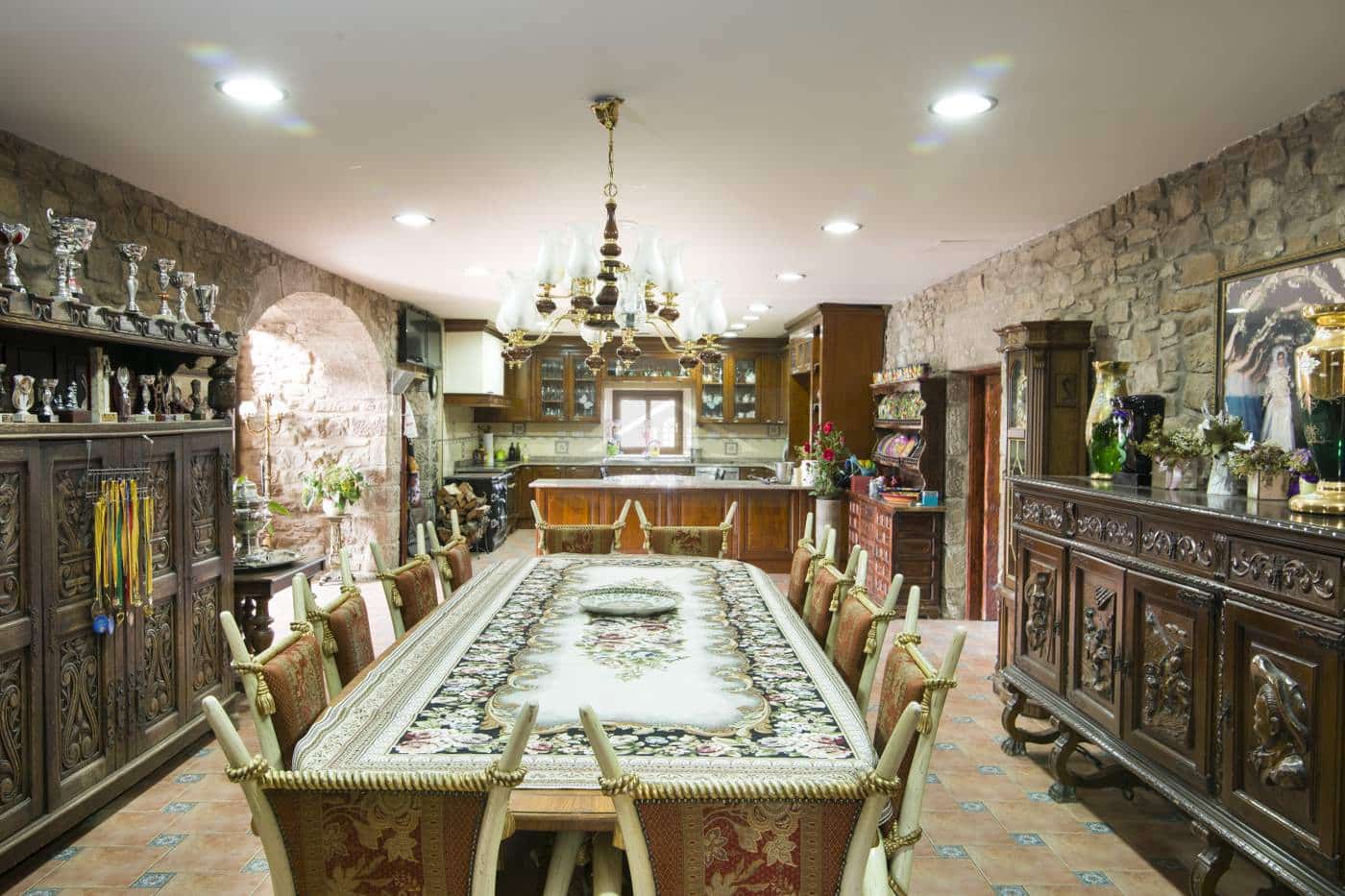 10 bedroom Finca/Country House for sale in Moia with pool garage - € 3,500,000 (Ref: 9877560)
