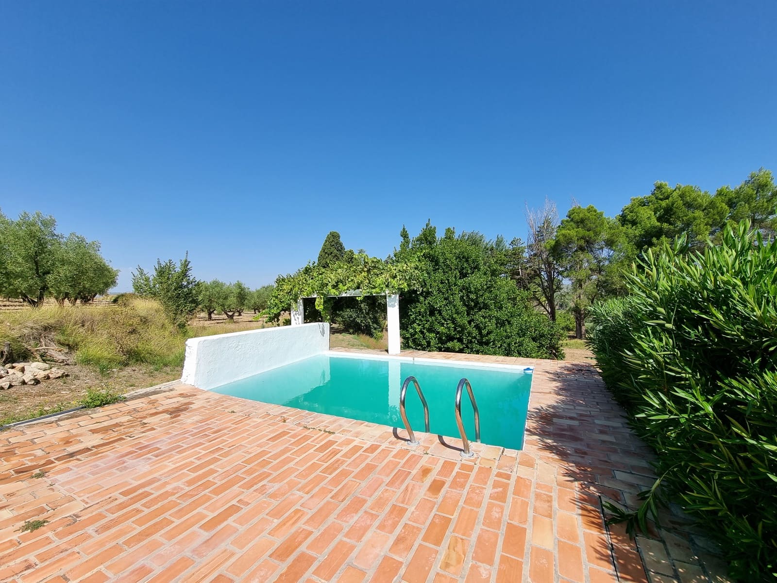 12 soveværelse Finca/Landehus til salg i Bocairent med swimmingpool garage - € 895.000 (Ref: 7058359)
