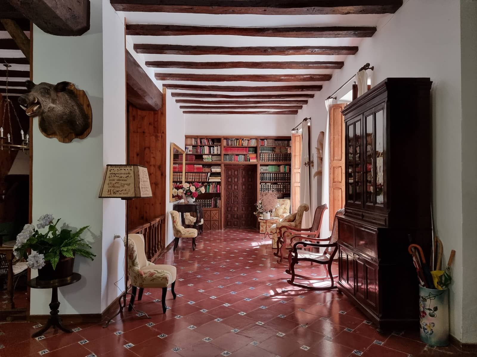 12 soveværelse Finca/Landehus til salg i Bocairent med swimmingpool garage - € 895.000 (Ref: 7058359)