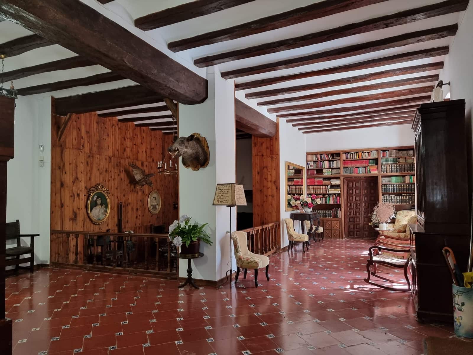 12 soveværelse Finca/Landehus til salg i Bocairent med swimmingpool garage - € 895.000 (Ref: 7058359)