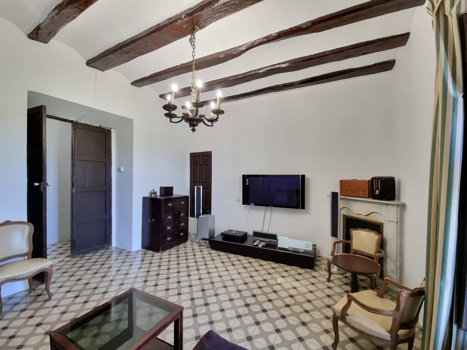 12 soveværelse Finca/Landehus til salg i Bocairent med swimmingpool garage - € 895.000 (Ref: 7058359)