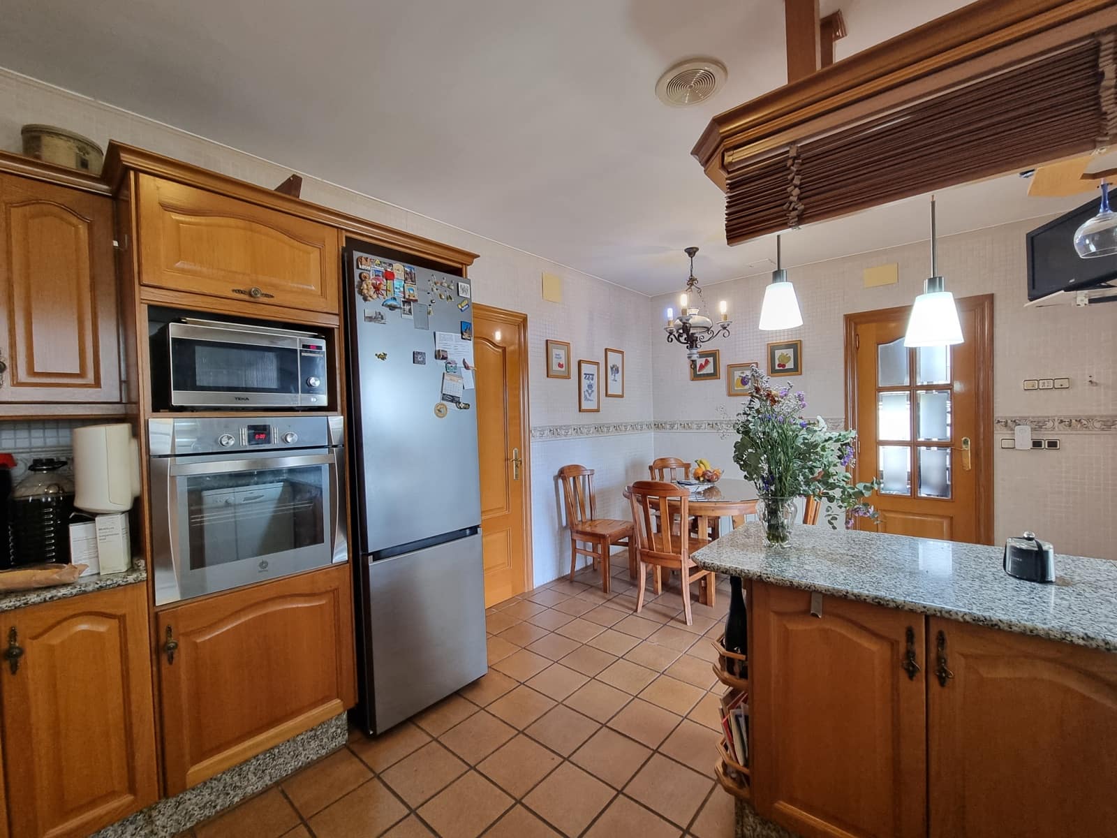 6 soveværelse Byhus til salg i Vila-real med swimmingpool garage - € 950.000 (Ref: 8293059)